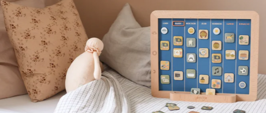 Pourquoi utiliser un semainier en maternelle va rassurer votre enfant ?
